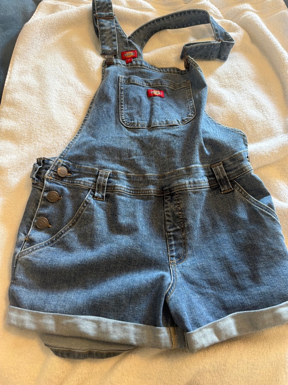 Cute Dickies shorts overalls - like new